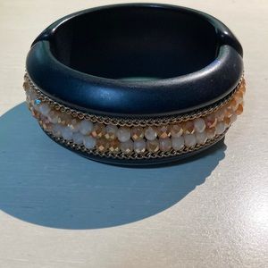 Black beaded hinge bracelet